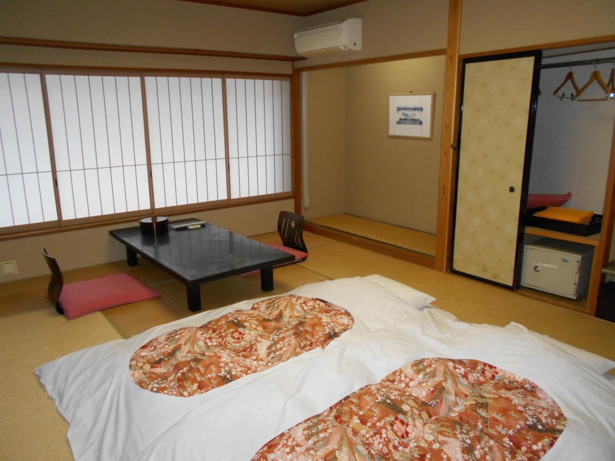 Hotel Yunojin Minakami Buitenkant foto