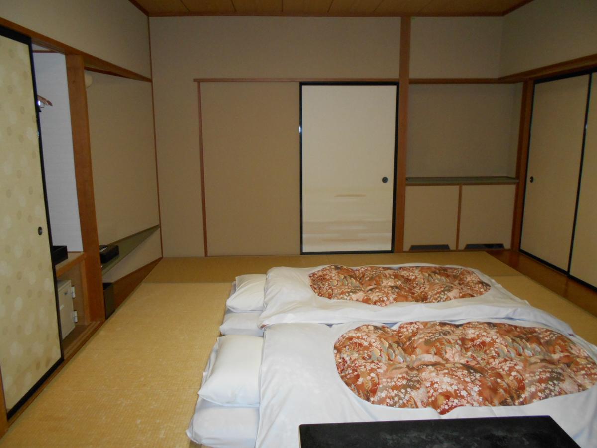 Hotel Yunojin Minakami Buitenkant foto