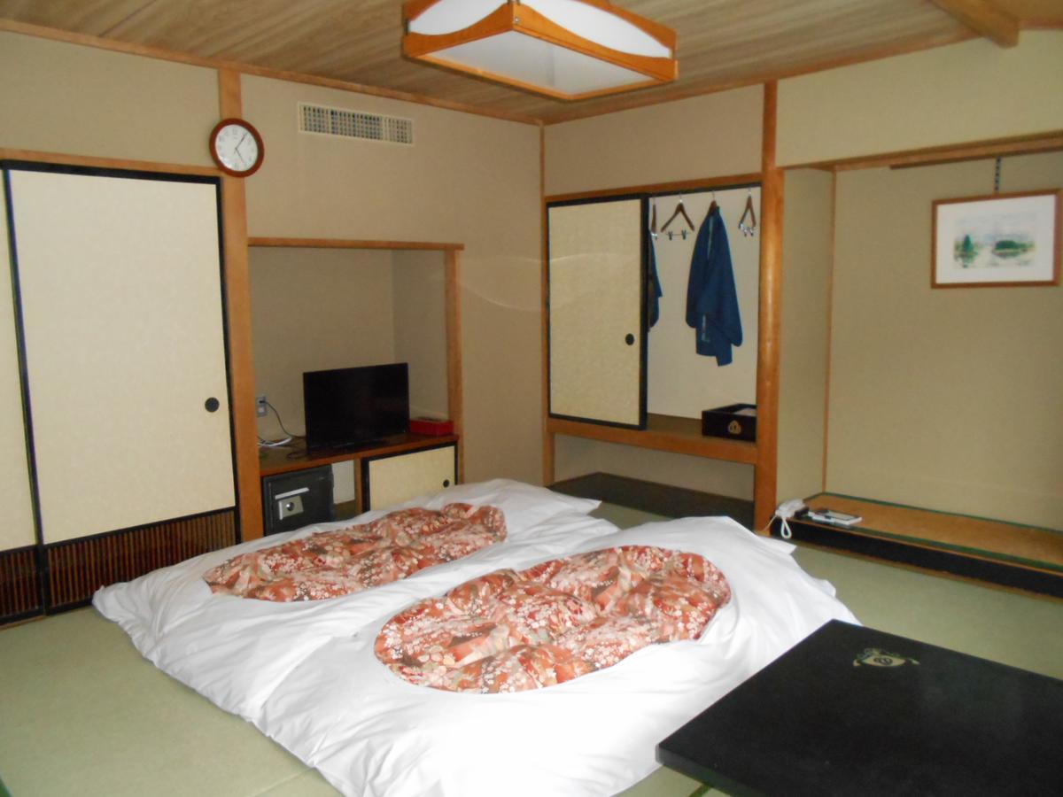 Hotel Yunojin Minakami Buitenkant foto